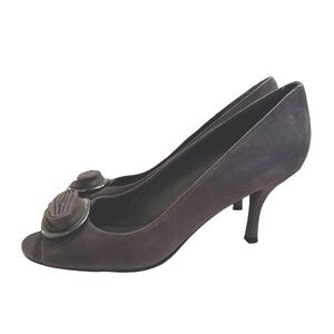 🎉Host Pick!🛍️ NWT Stuart Weitzman Gray Suede Peep Toe Heels